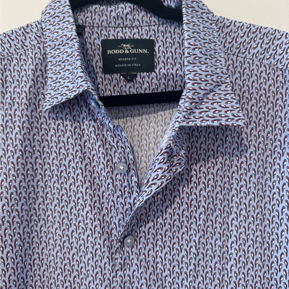 Rodd & Gunn Men's White and Blue Patterned Shirt